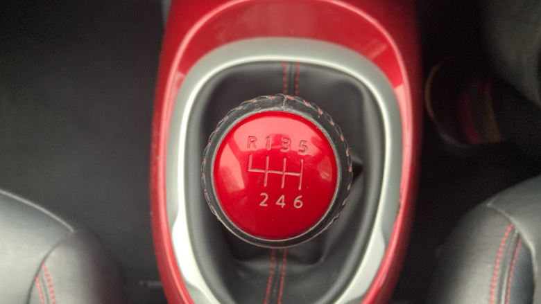 Nissan Juke 1.5 dCi Tekna 5dr Diesel Hatchback